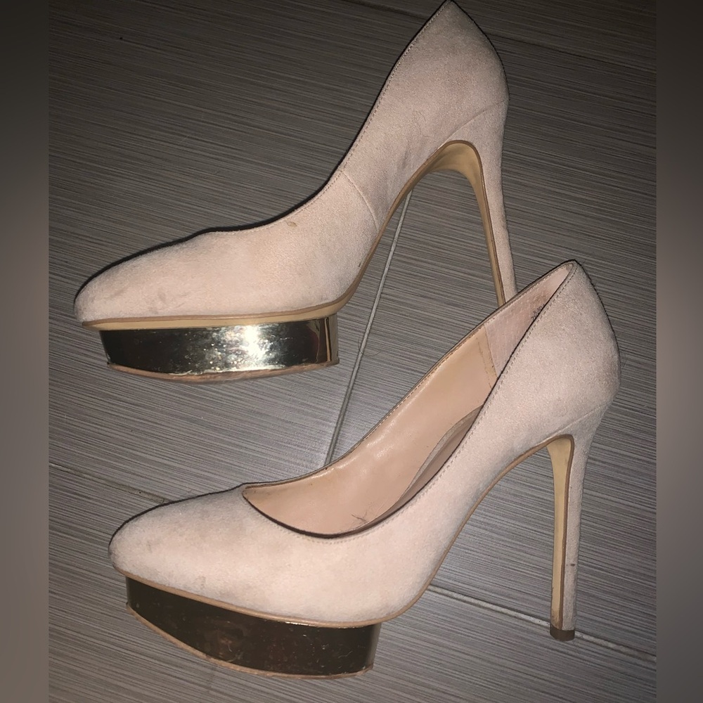 Elegant Nude Platform Heels with Gold Accents